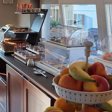 Sempione Boutique فندق ستريزا